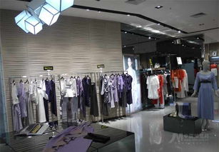 纽方服饰 探索服装服饰批发的优势与市场策略